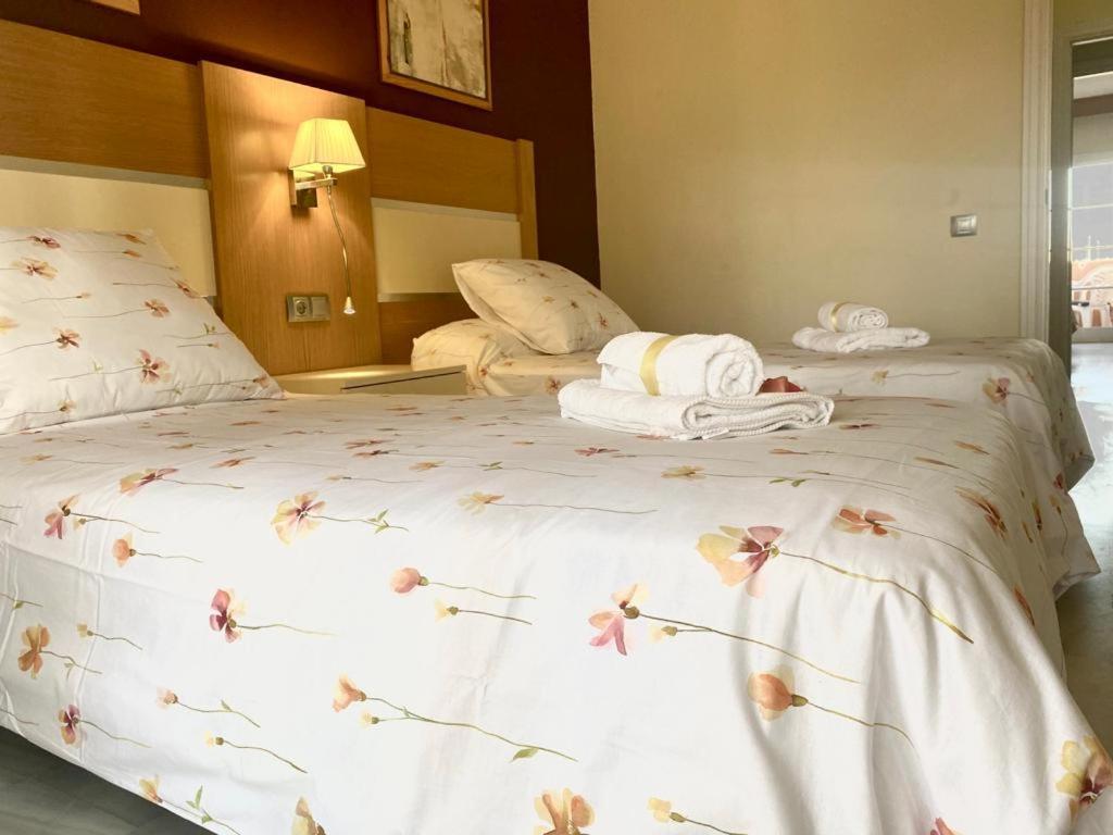 Oasis Apartment 米哈斯 外观 照片