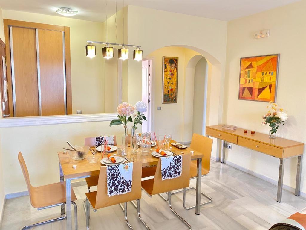Oasis Apartment 米哈斯 外观 照片